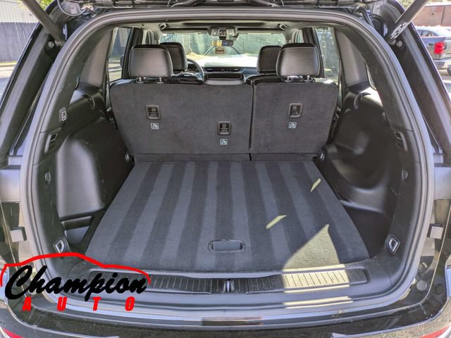 Used 2025 Jeep Grand Cherokee Limited AWD/4WD image 15