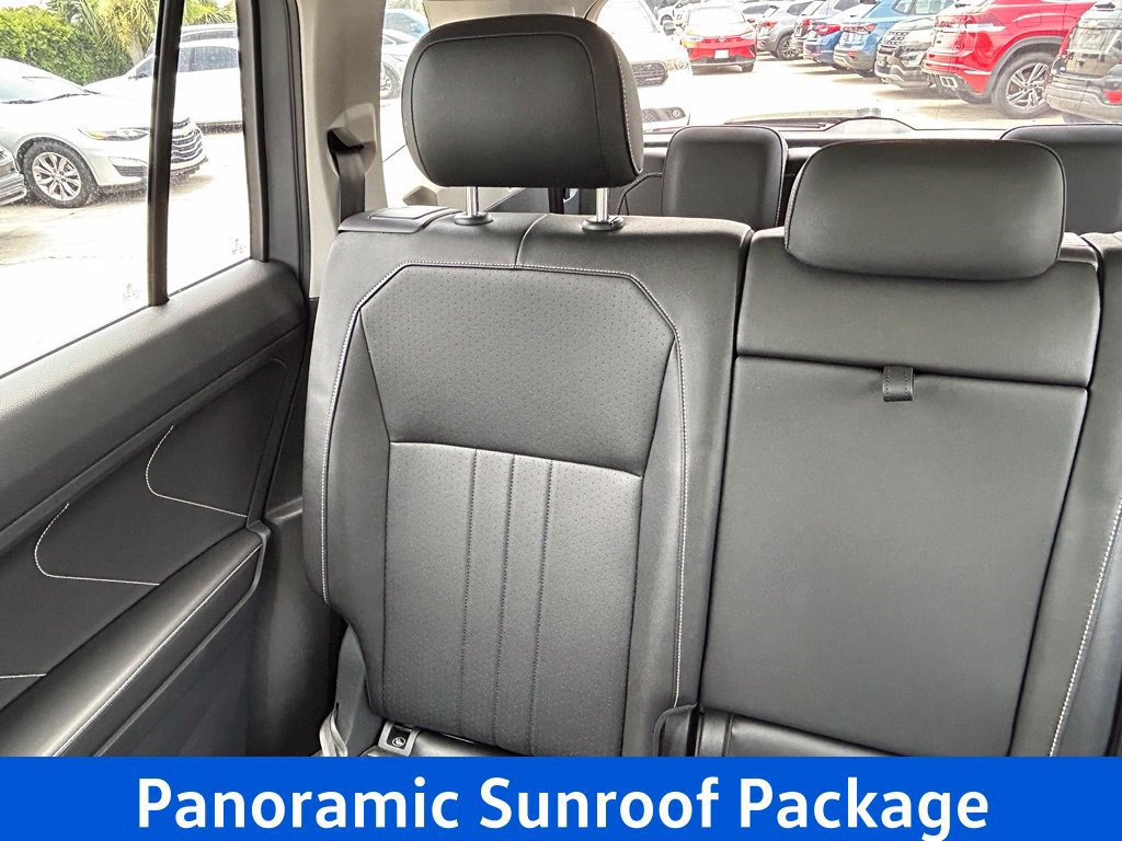 Certified 2023 Volkswagen Tiguan SE w/ Panoramic Sunroof Package FWD image 15