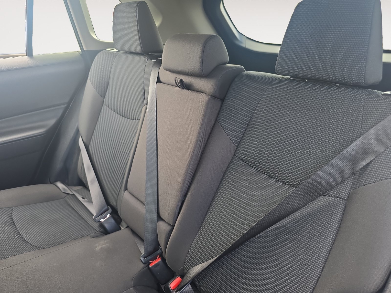 Certified 2025 Toyota RAV4 LE AWD/4WD image 13