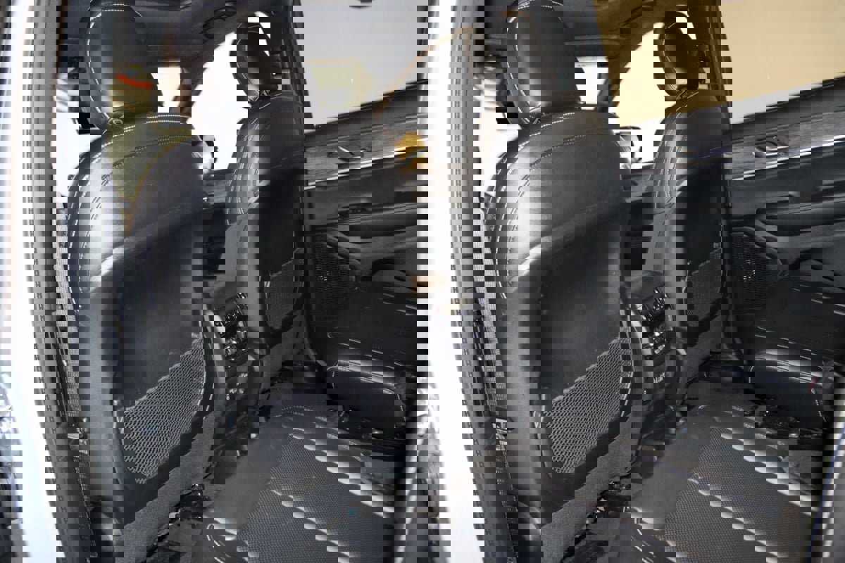 Used 2024 Jeep Grand Cherokee L Limited w/ Luxury Tech Group II image 51