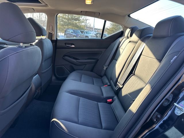 Used 2021 Nissan Altima 2.5 SV w/ SV Premium Package image 15