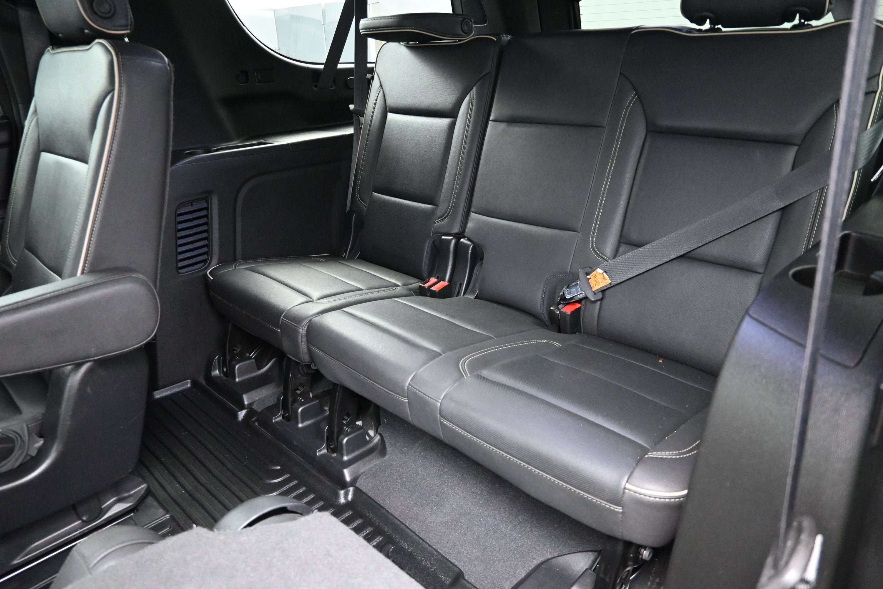 Used 2023 Chevrolet Suburban Premier AWD/4WD image 29