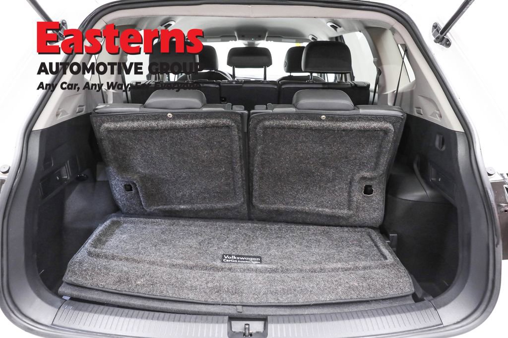 Used 2023 Volkswagen Tiguan SE image 9