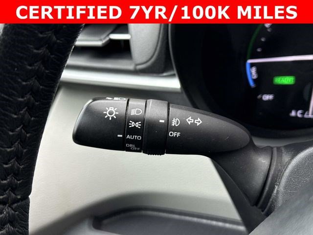 Used 2024 Toyota Sienna XLE image 27