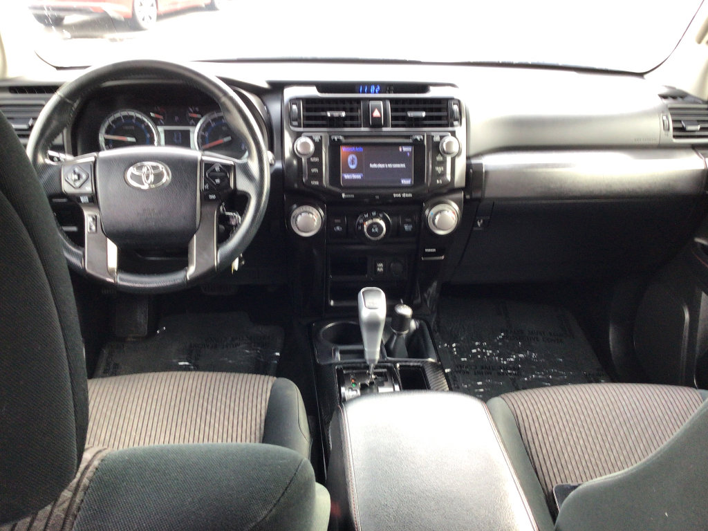Used 2018 Toyota 4Runner TRD Off-Road image 14