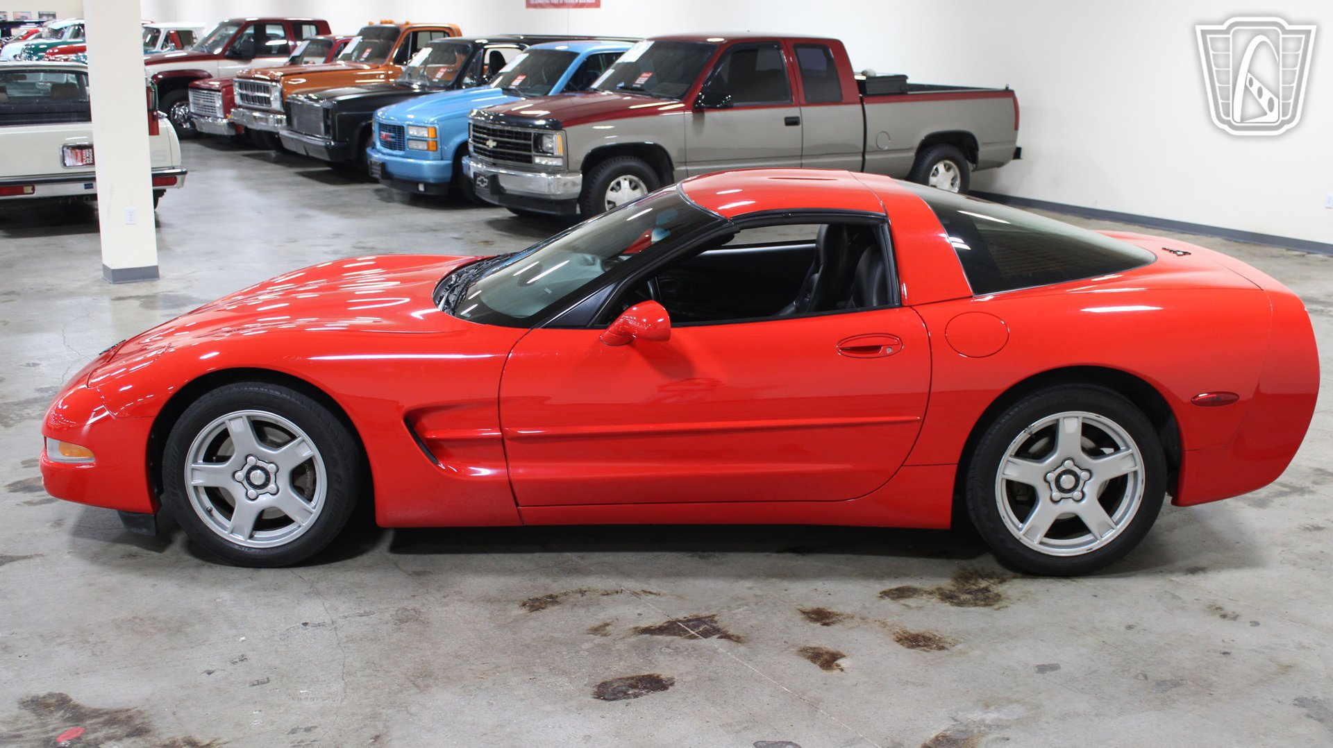 Used 1998 Chevrolet Corvette Coupe w/ Roof Pkg RWD image 27