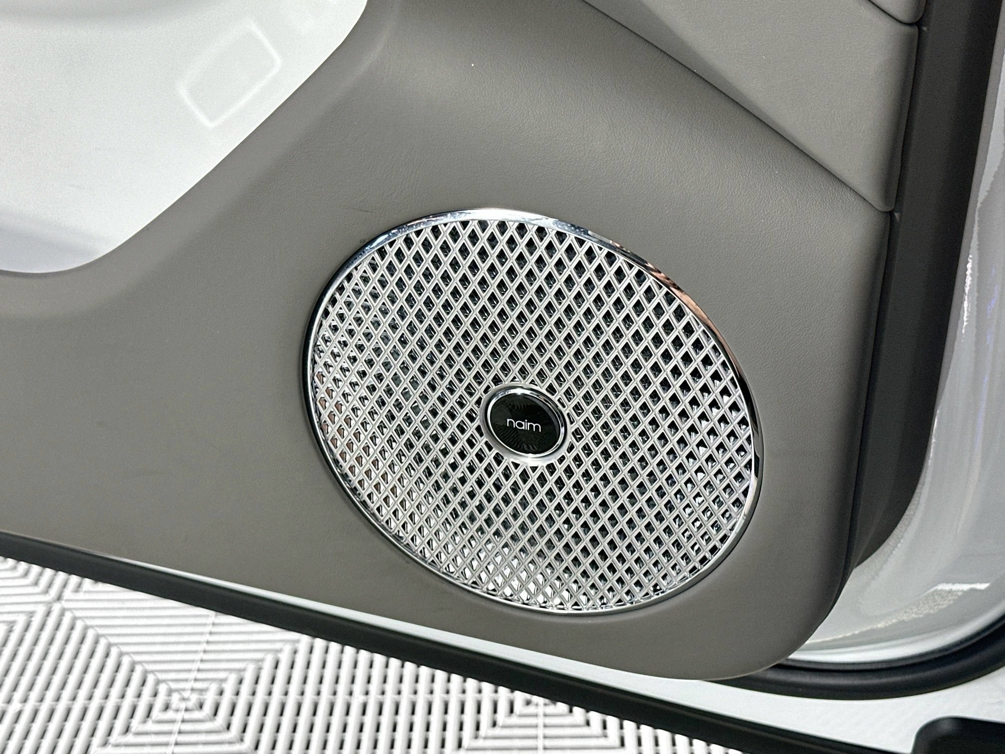 Used 2023 Bentley Flying Spur W12 AWD/4WD image 19