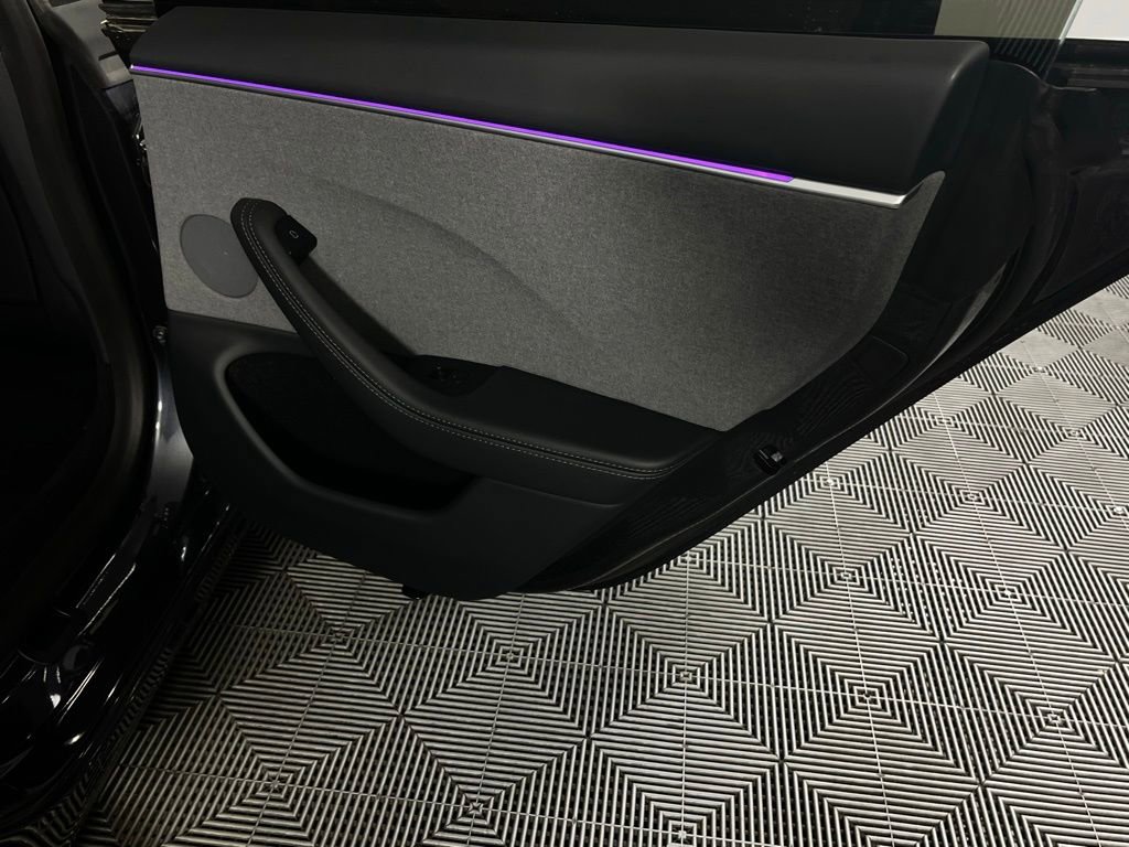 Used 2025 Tesla Model 3 Long Range image 24