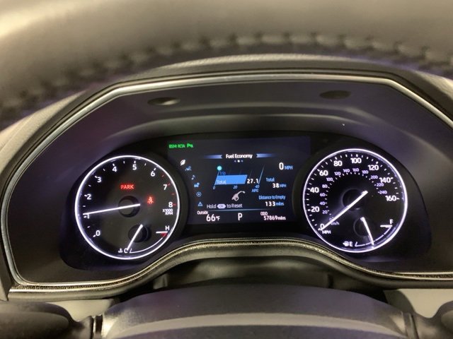 Used 2019 Toyota Avalon Limited image 19