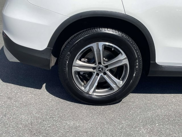 Used 2019 Mercedes-Benz GLC 300 image 11