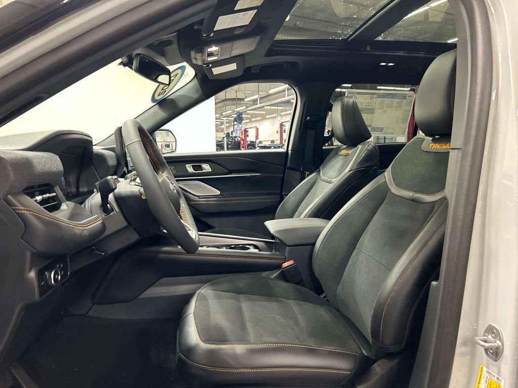 New 2027 Ford Explorer Tremor w/ Sun And Sound Package AWD/4WD image 10