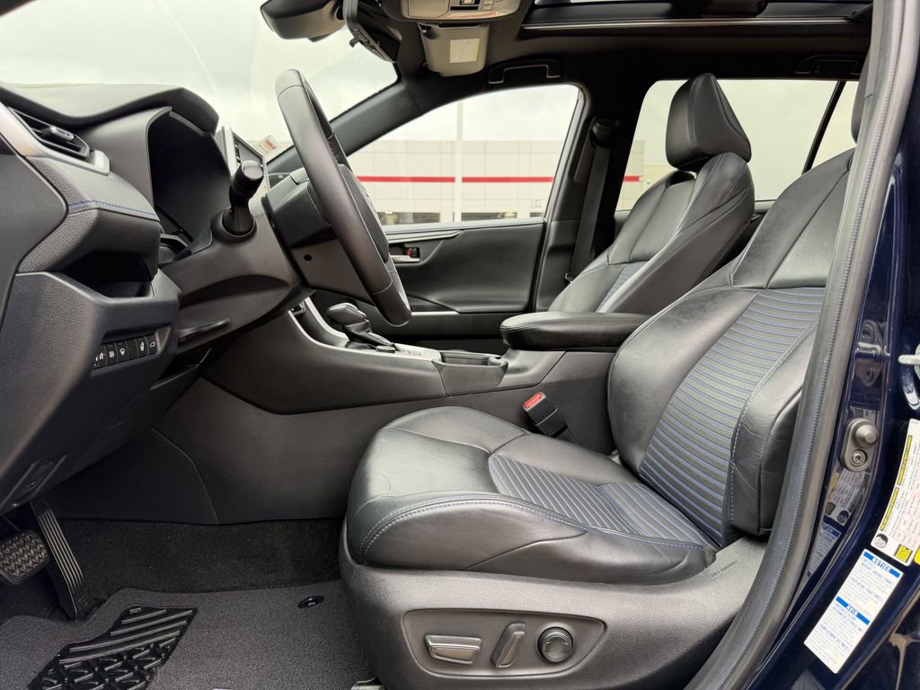 Used 2020 Toyota RAV4 XSE AWD/4WD image 27