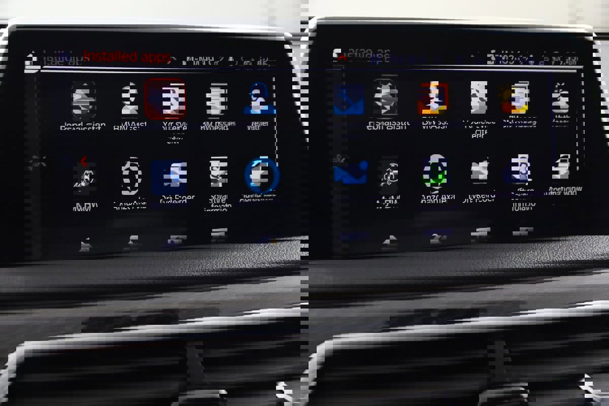 Used 2022 BMW 750i xDrive w/ M Sport Package image 45