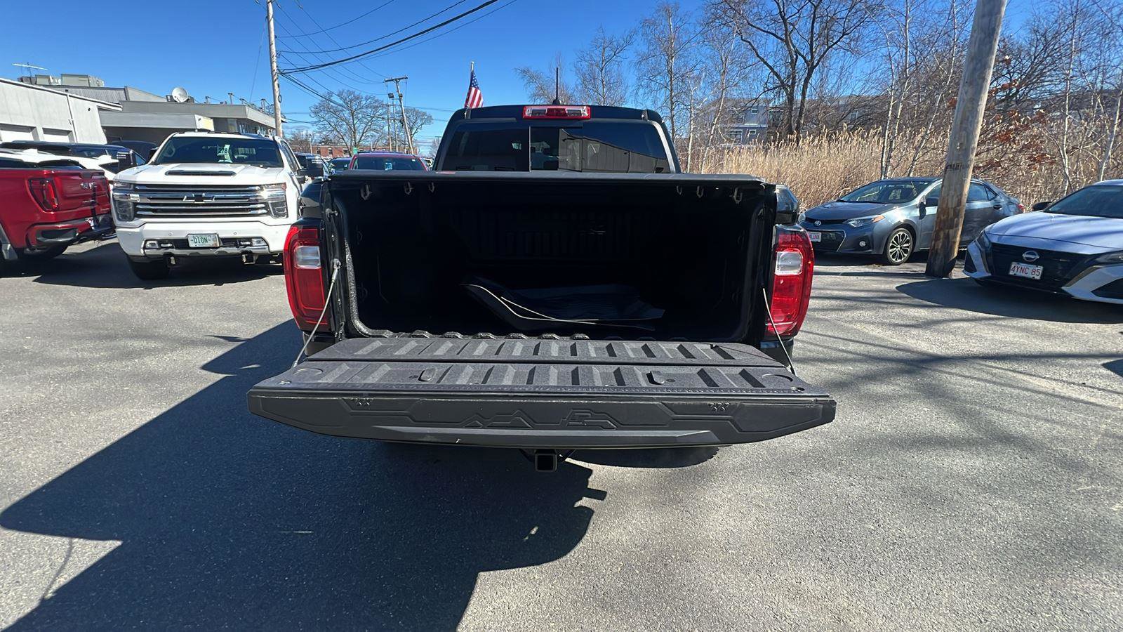 Used 2023 GMC Canyon AT4X image 28