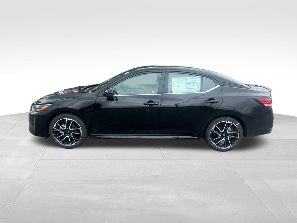 New 2025 Nissan Sentra SR image 3