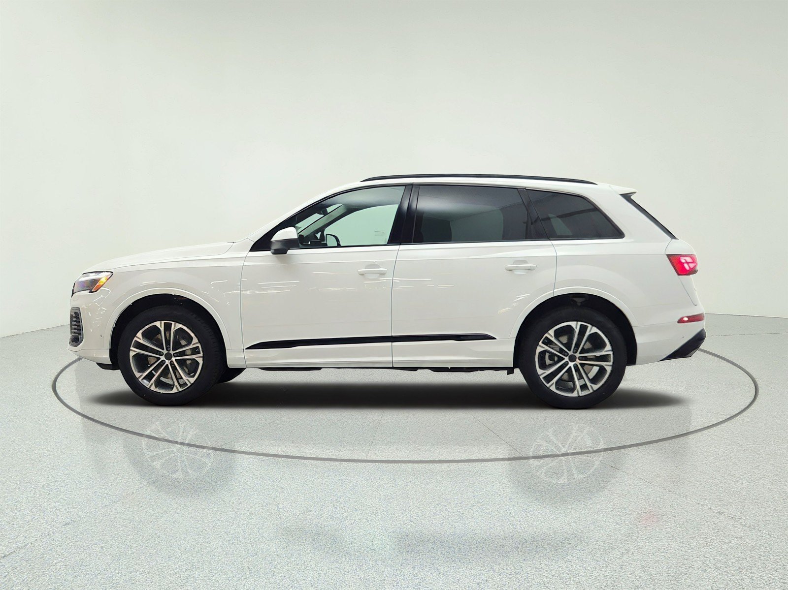 New 2026 Audi Q7 2.0T Premium Plus AWD/4WD image 8