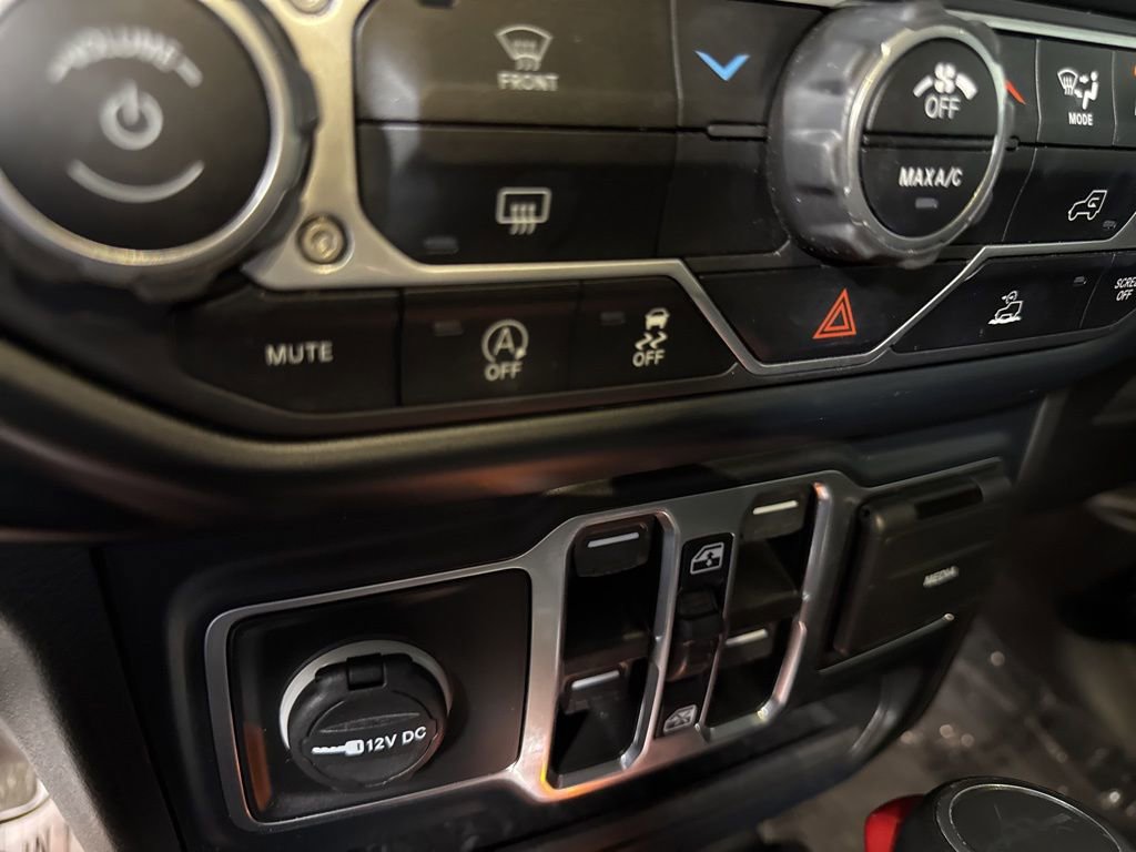 Used 2023 Jeep Gladiator Sport AWD/4WD image 30