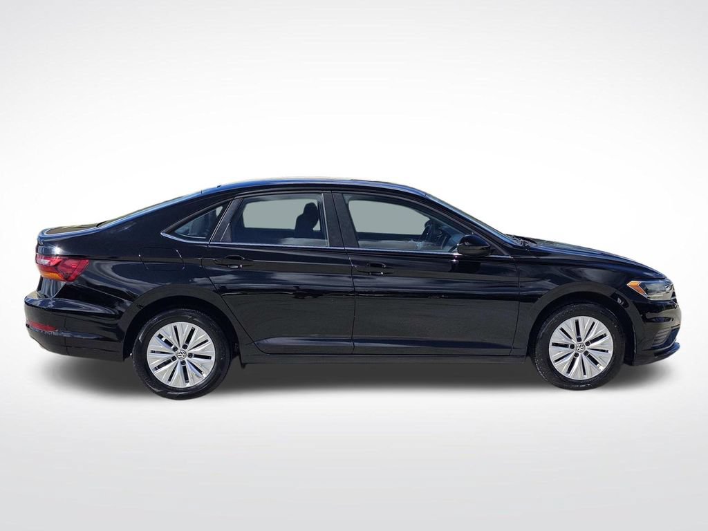 Used 2019 Volkswagen Jetta FWD image 14