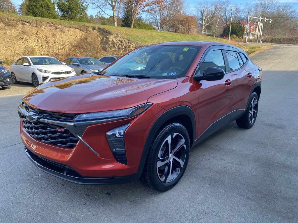 Used 2024 Chevrolet Trax RS w/ Sunroof Package image 7