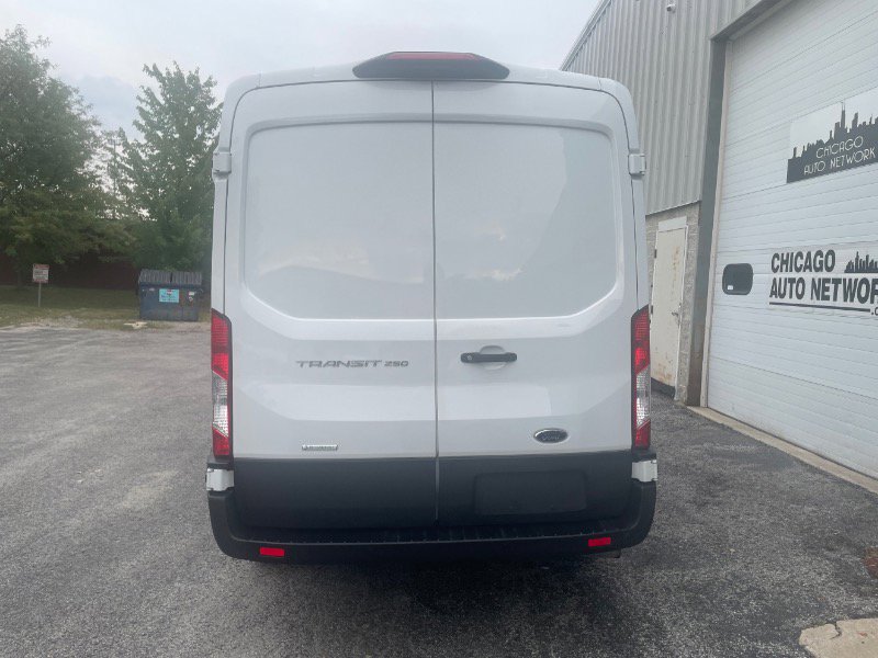 Used 2022 Ford Transit 250 Medium Roof image 5