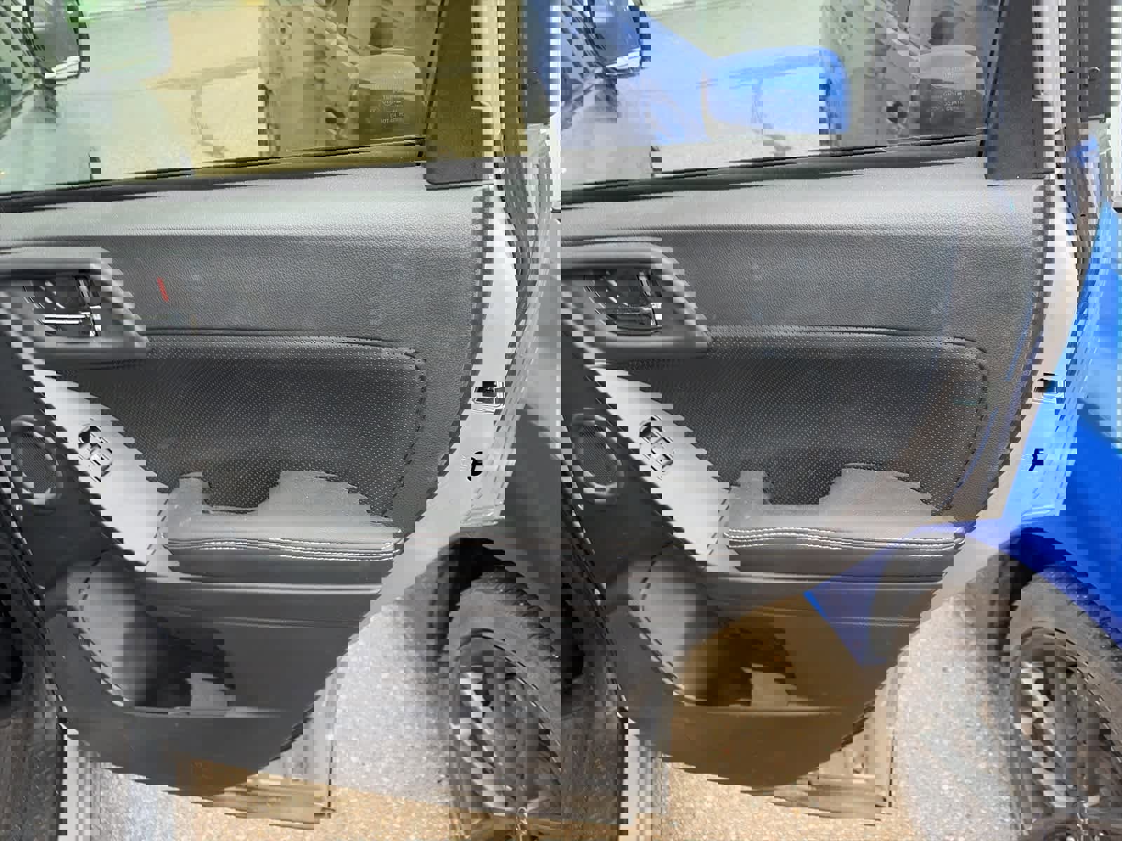 Used 2015 Subaru Forester 2.5i Limited image 18