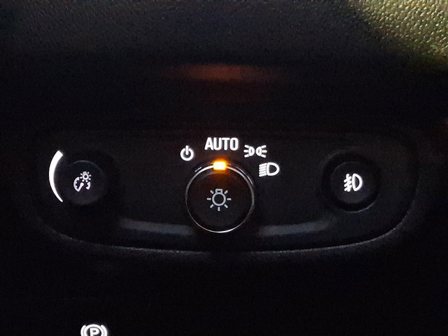 Used 2019 GMC Terrain Denali w/ Advanced Safety Package image 27