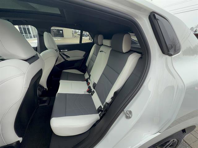 New 2026 BMW X2 xDrive28i w/ Technology Package image 18