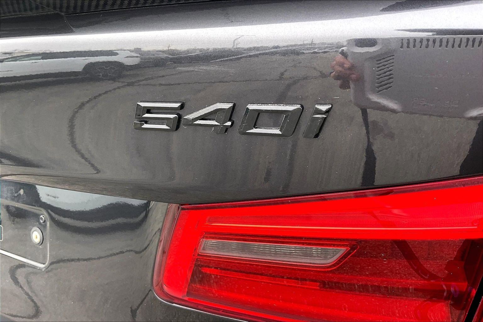 Used 2018 BMW 540i xDrive 540i xDrive w/ Premium Package image 28