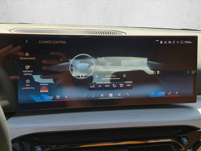 New 2026 BMW 330i Sedan w/ Premium Package RWD image 11