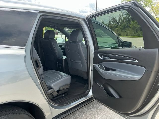 Used 2023 Buick Enclave Essence w/ Experience Buick Package AWD/4WD image 18
