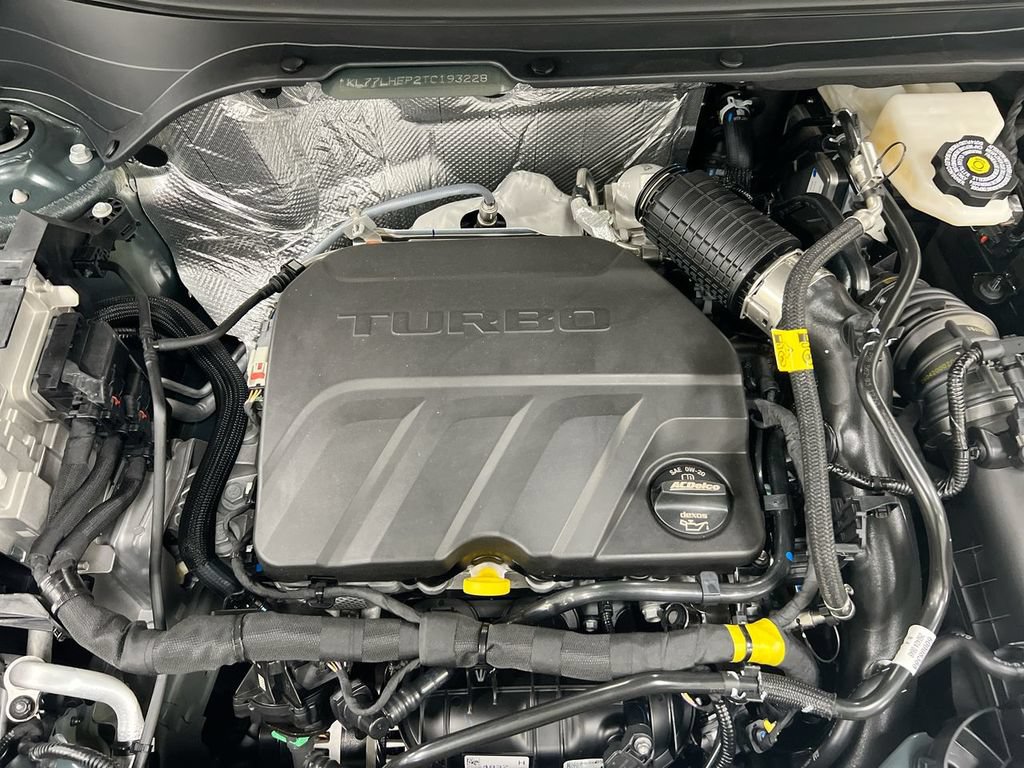 New 2026 Chevrolet Trax LT w/ Driver Confidence Package FWD image 24