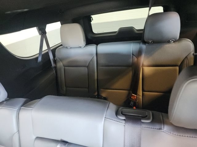 Certified 2024 Chevrolet Suburban LT AWD/4WD image 14