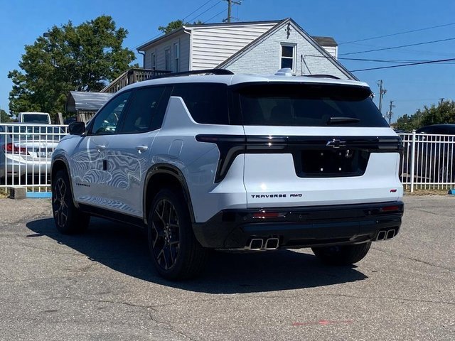 New 2026 Chevrolet Traverse RS w/ LPO, Floor Liner Package image 6