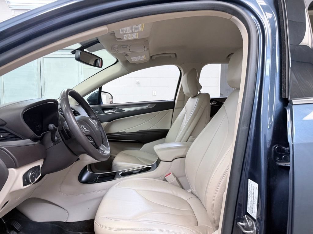Used 2018 Lincoln MKC Premiere FWD image 13