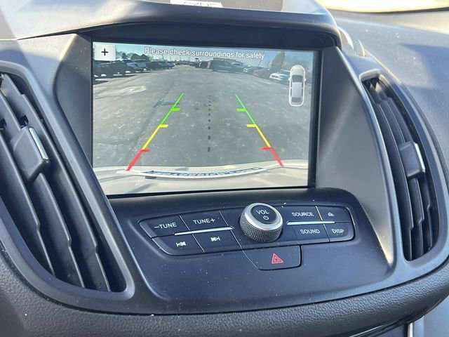 Used 2017 Ford Escape SE w/ Equipment Group 201A image 24