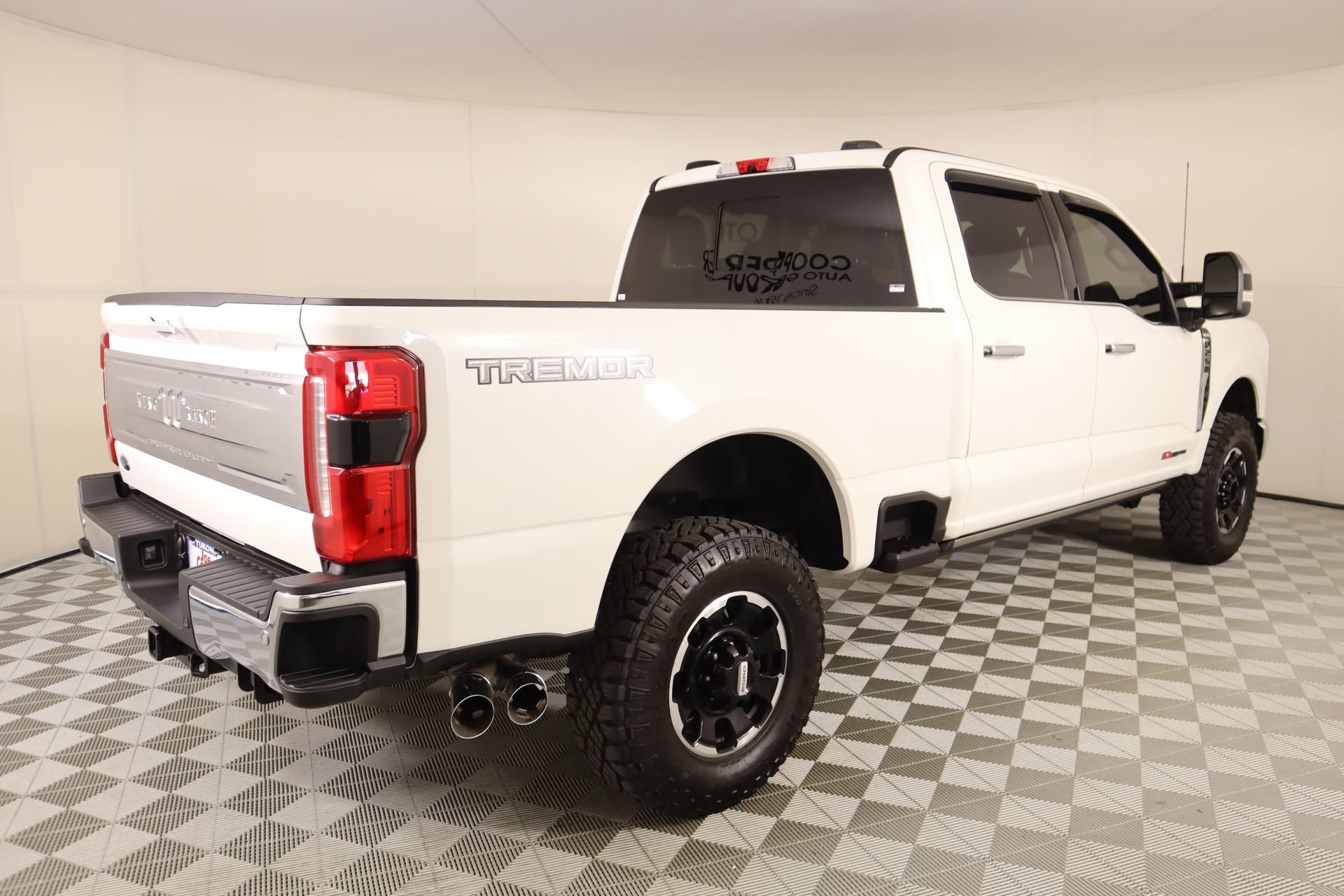 Used 2026 Ford F250 King Ranch w/ Tremor Off-Road Package image 23