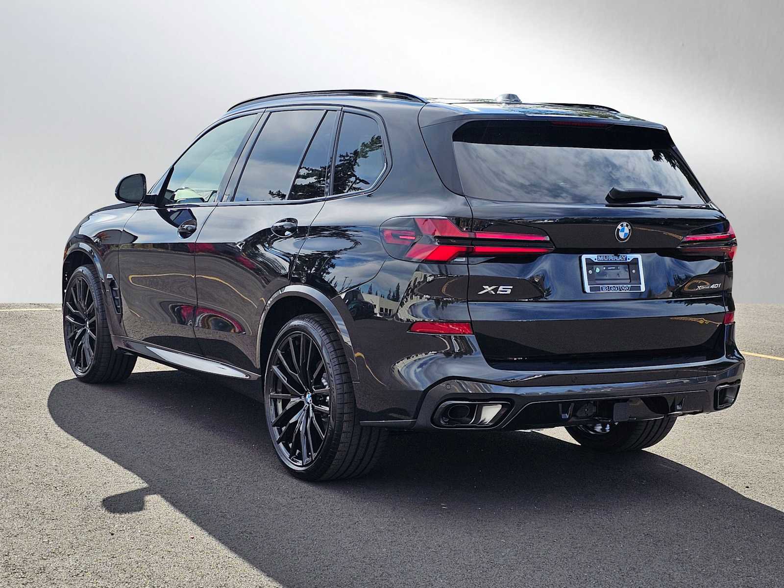 New 2026 BMW X5 xDrive40i w/ Executive Package image 5