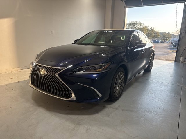 Used 2021 Lexus ES 350 Ultra Luxury w/ Accessory Package 2 image 2