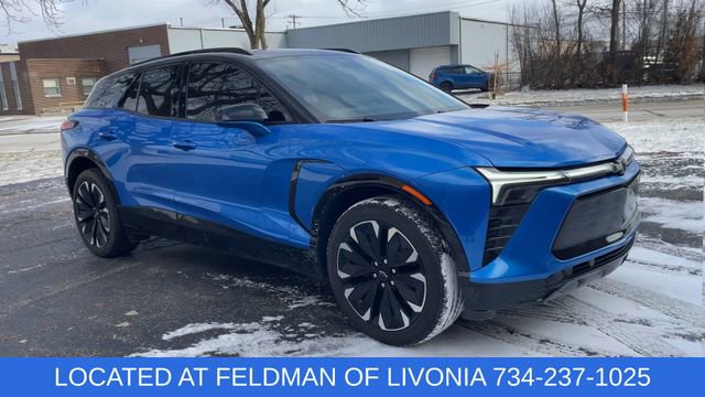 Used 2024 Chevrolet Blazer EV RS image 2