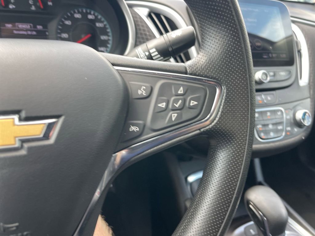 Used 2024 Chevrolet Malibu LT image 15