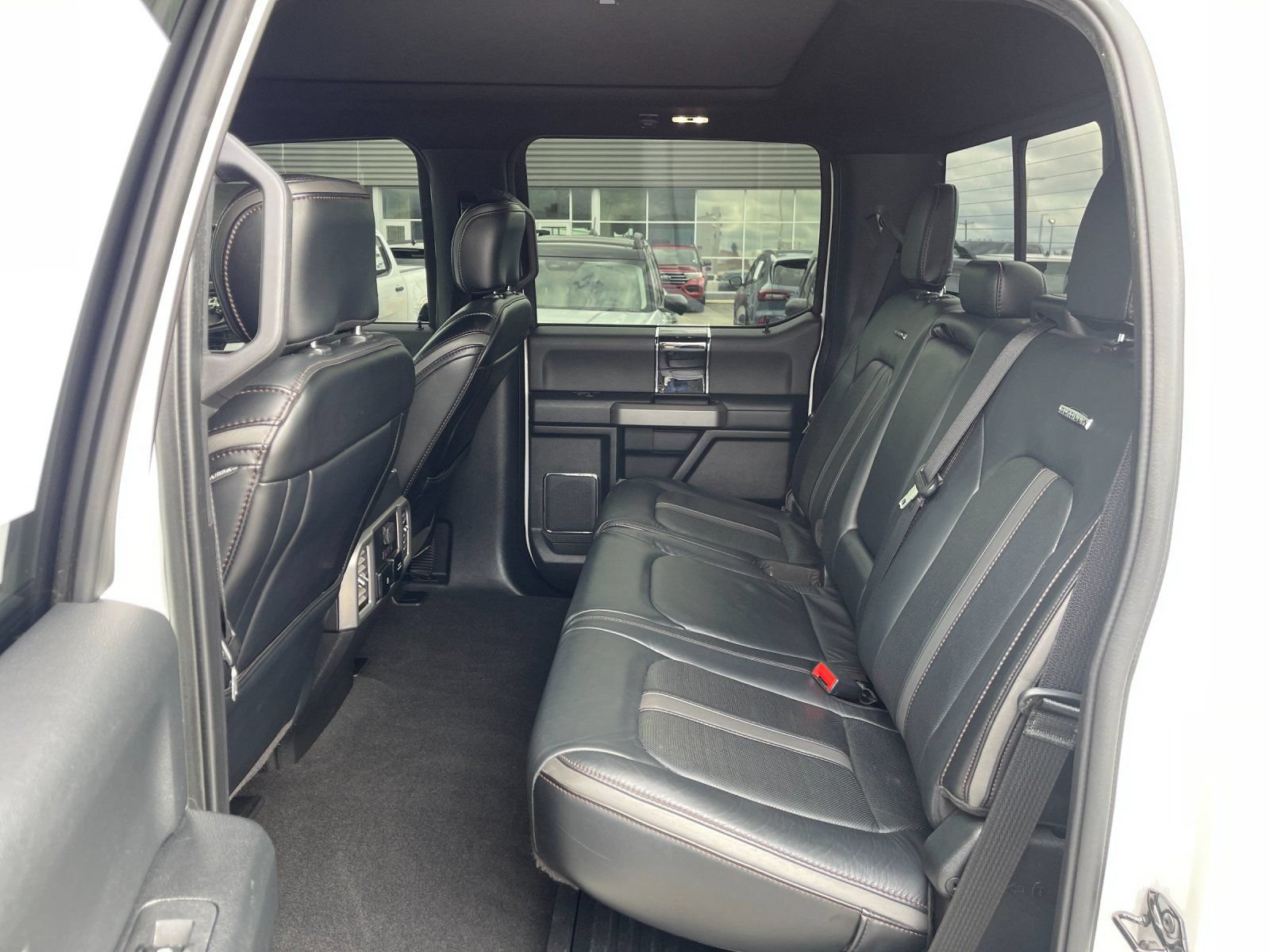 Used 2020 Ford F250 Platinum w/ FX4 Off-Road Package AWD/4WD image 14
