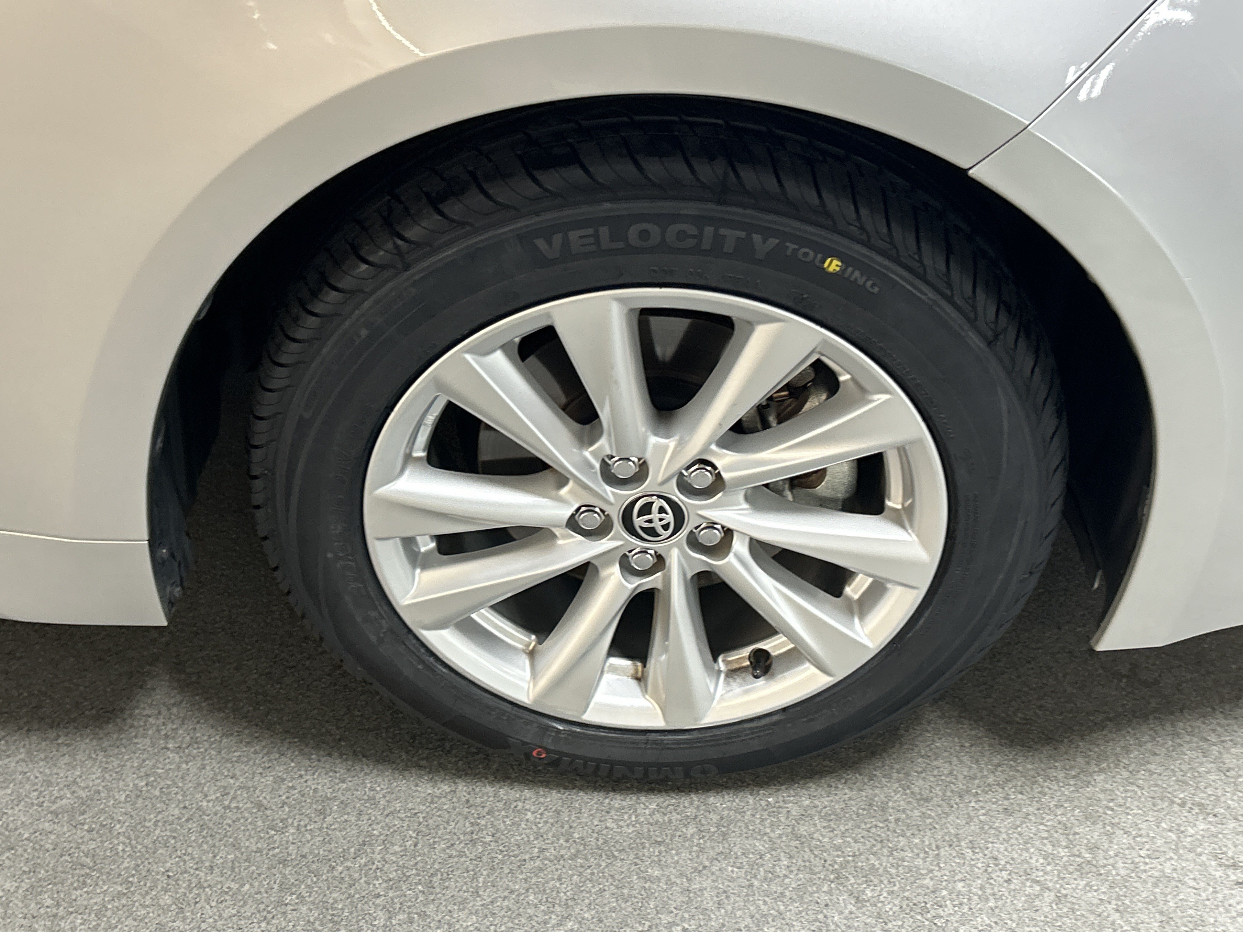 Used 2023 Toyota Corolla SE FWD image 13