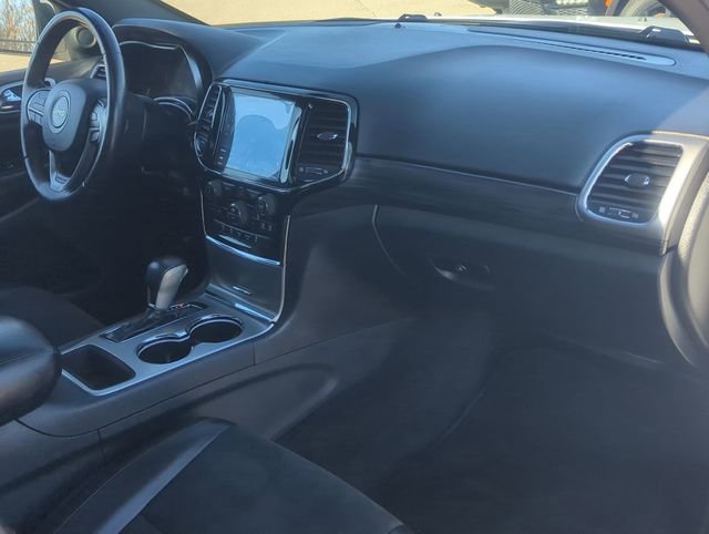 Used 2019 Jeep Grand Cherokee Altitude AWD/4WD image 28