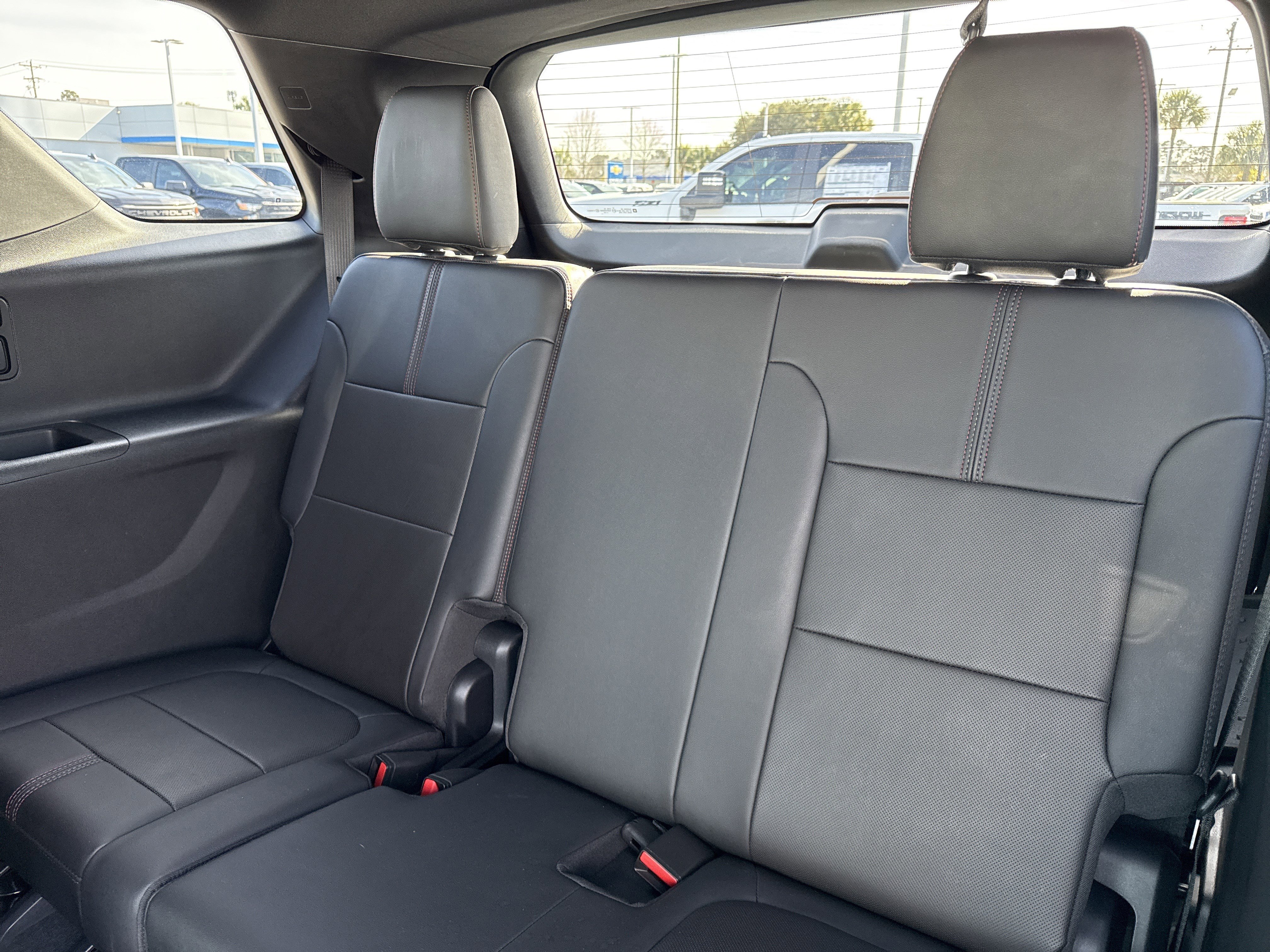 Certified 2023 Chevrolet Traverse RS image 31