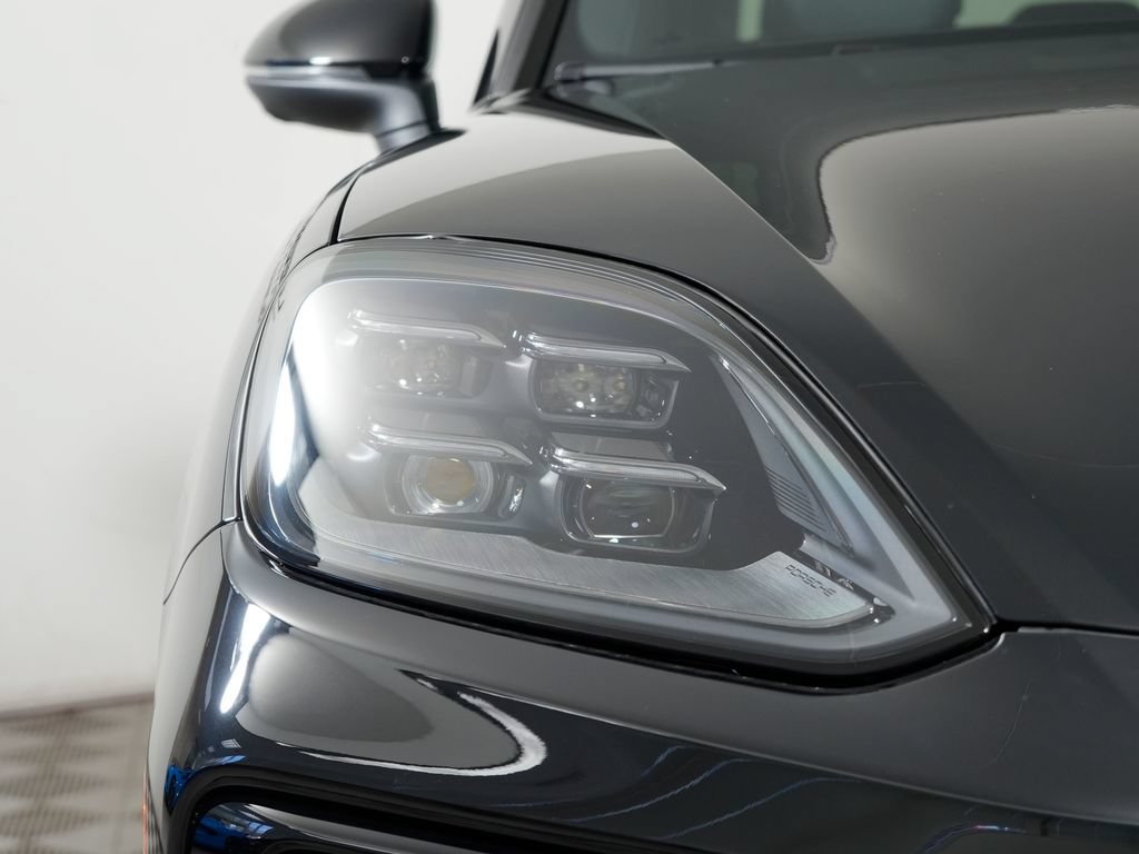 New 2026 Porsche Cayenne AWD/4WD image 11