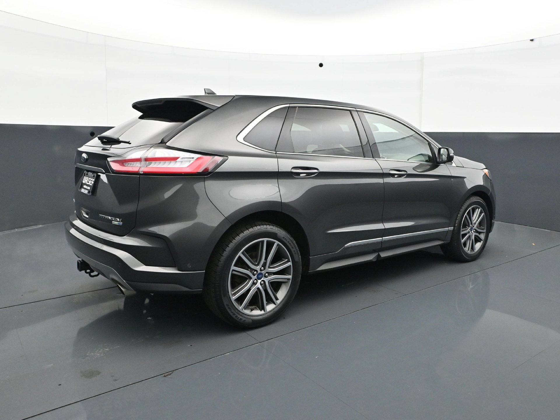 Used 2019 Ford Edge Titanium w/ Equipment Group 301A AWD/4WD image 7