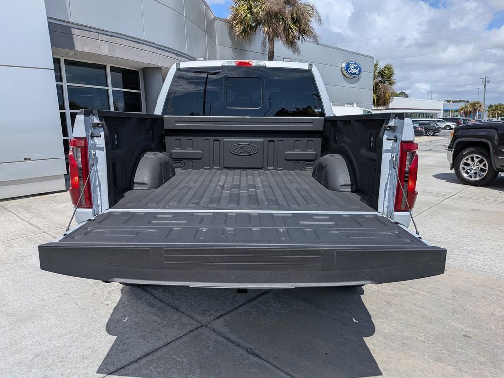 New 2025 Ford F150 XLT w/ Equipment Group 303A High image 13