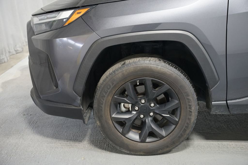 Used 2024 Toyota RAV4 LE image 5