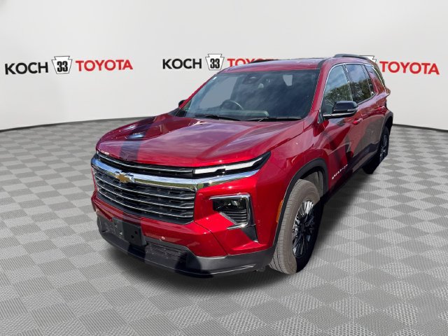 Used 2026 Chevrolet Traverse LT w/ LPO, Floor Liner Package AWD/4WD image 3