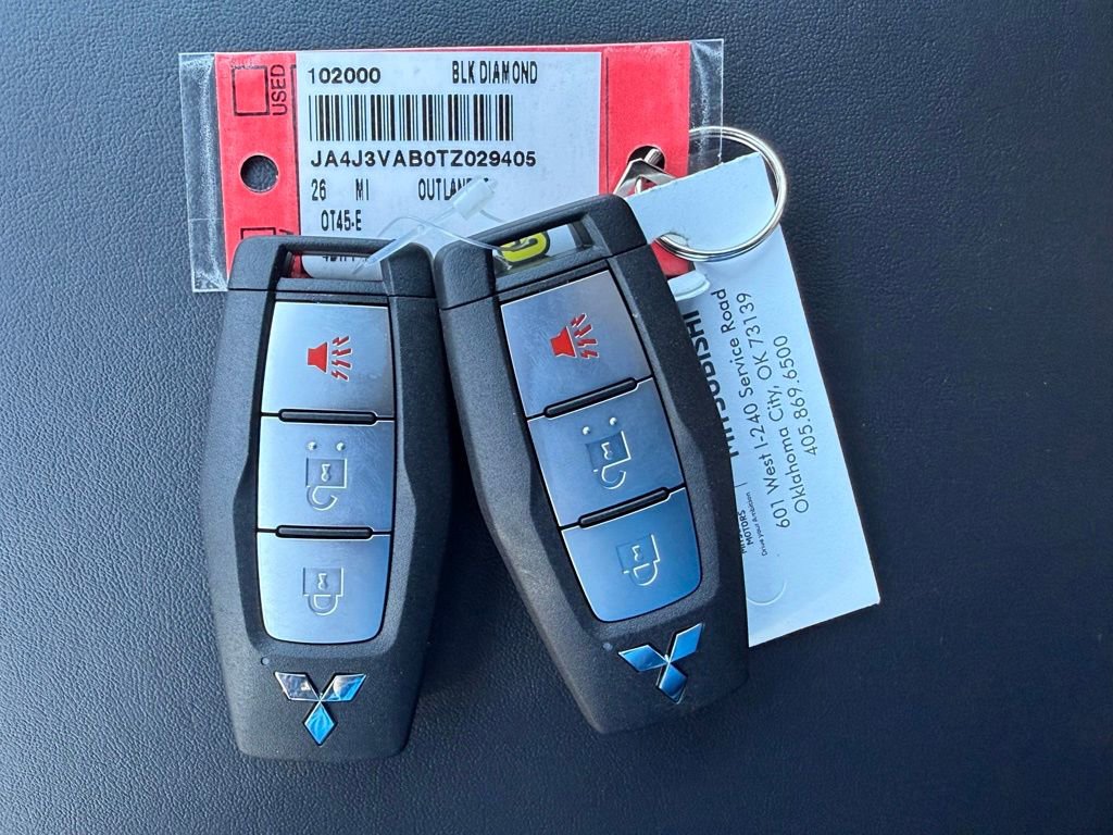 New 2026 Mitsubishi Outlander LE image 42